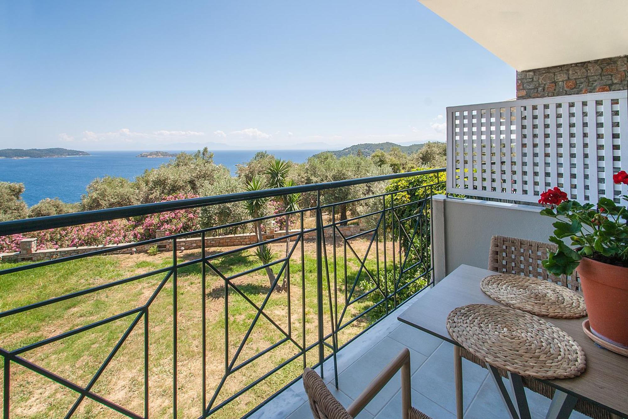 Azzurro Hotel Katsaros  Exterior foto